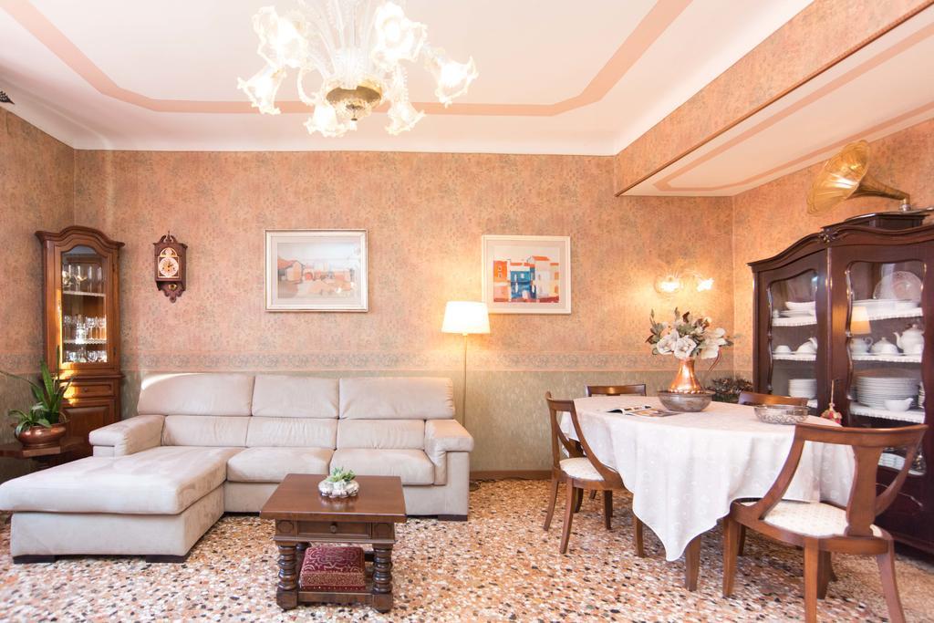 Ca Della Trifora Apartment Veneţia Exterior foto